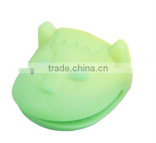 Crocodile shape silicone adiabatic glove / Silicone Gloves