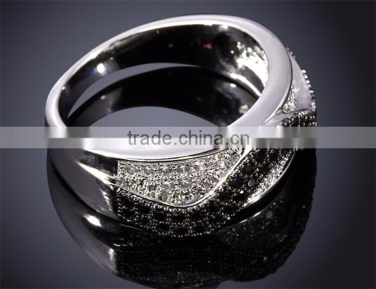 Trending Style Curve Wavy Pattern Jet & Clear Zirconia Stones Party Jewelry Ring