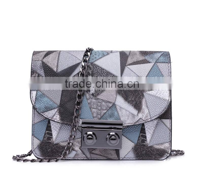 New Women Messenger Bags Vintage Small Leather Handbag Casual Bag