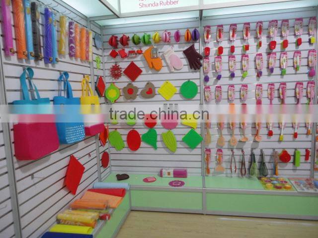 Silicone pot holder /silicone oven mat 100% Food Grade