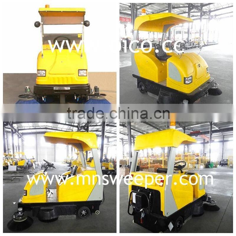 brushes lifted automatically outdoor use riding road sweeper with vacuum sweeping and water spraying