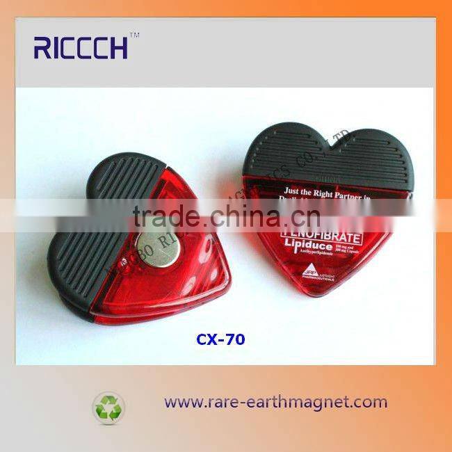 Star Plastic magnetic clip