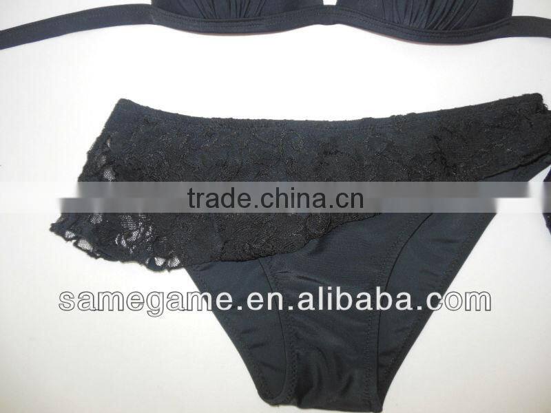 pictures of women in lace underwear