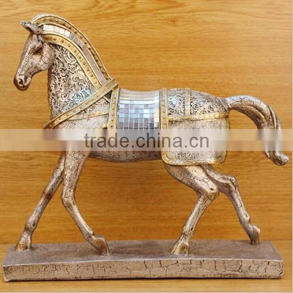 Antique animal craft king Cobra snake resin statue