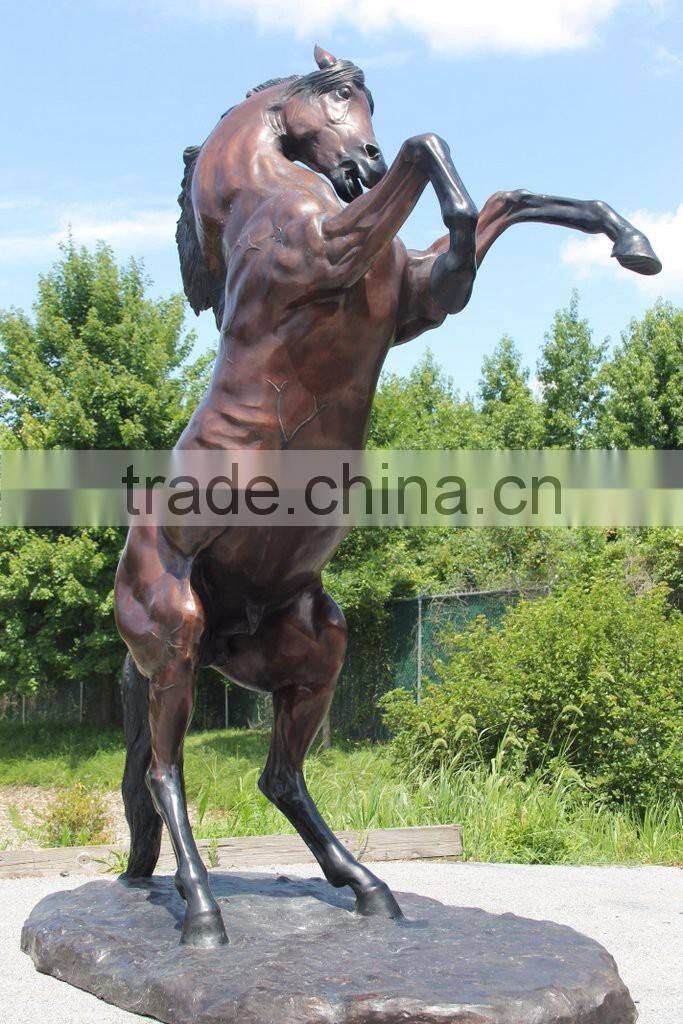animal metal bronze garden bronze rearing horse sculpture