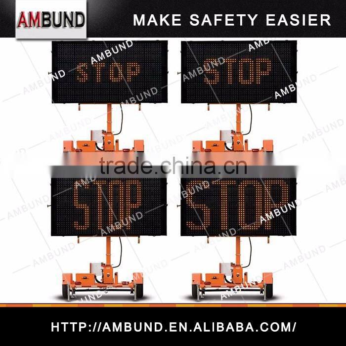 Mobile Informative LED Solar Traffic Warning Signs VMS screen Trailer Traffic Signal