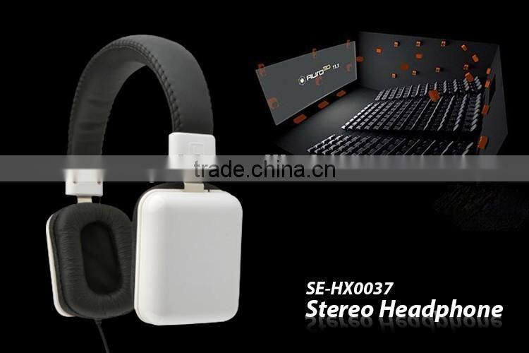 Portable Stereo Over Ear Headphones Headset Works with smartphones tablets computers