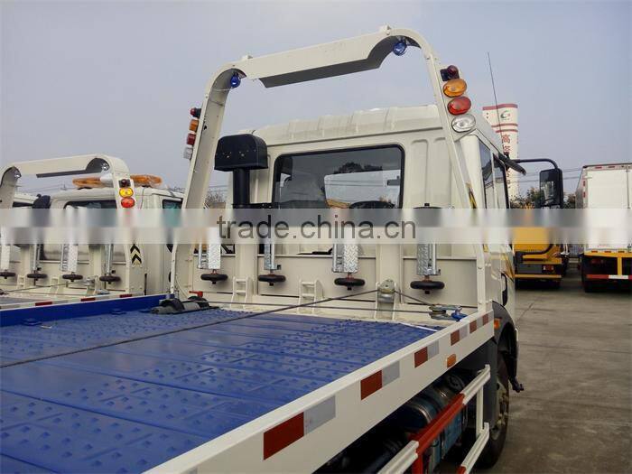 large capacity TIANJIN dongfeng tow truck