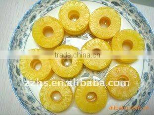 Canned Pineapple Slices in Fresh Juicy