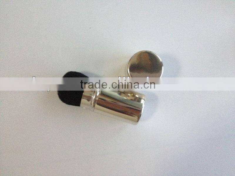 mini retractable powder brush