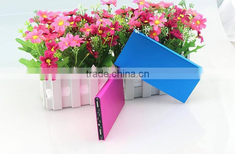 2014 newest Commercial mobile charger station 8600mah