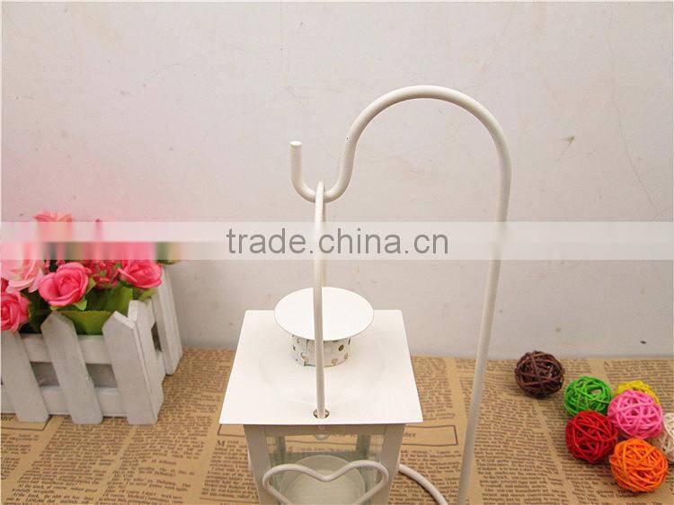 Heart shaped candlestick classical European-style metal candle holder