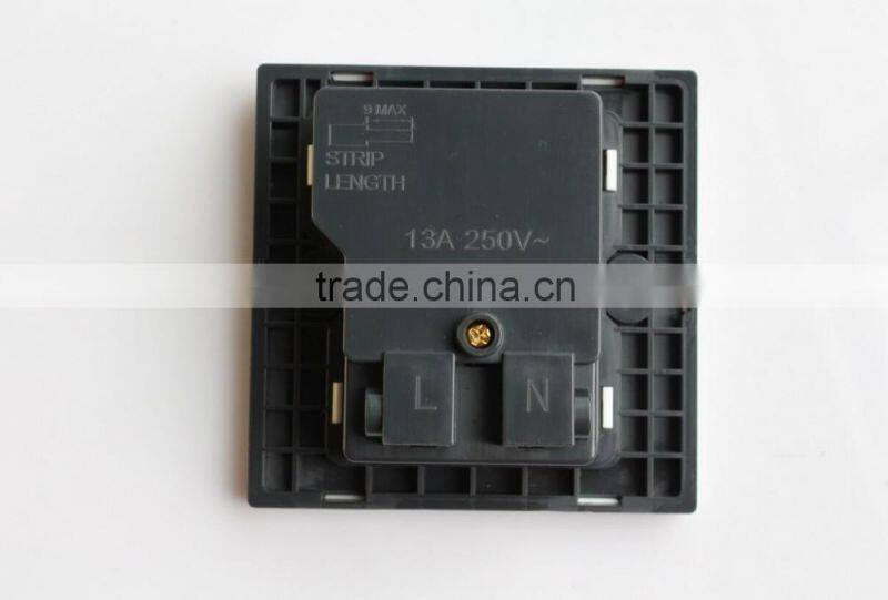 AC 110V-250V UK Socket 3 USB Port DC 5V 2100mA Power Switch Wall Outlet