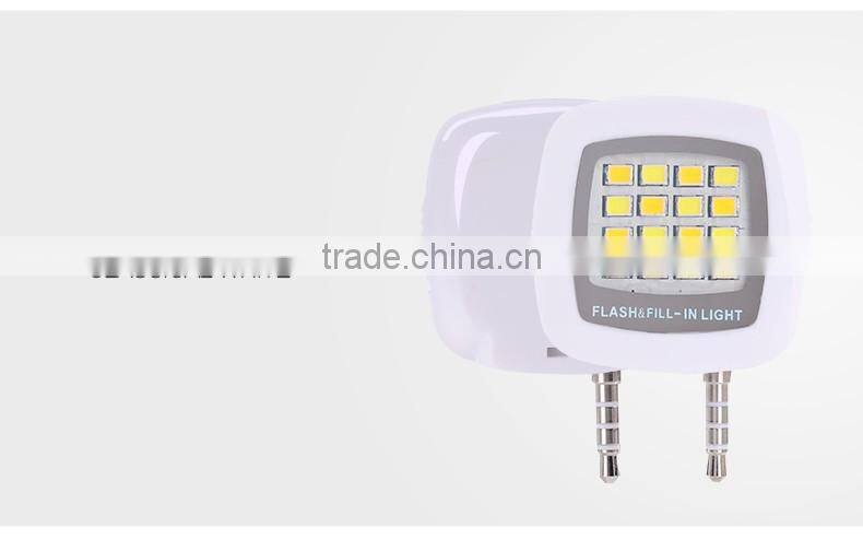 2016 new arrival portable mini selfie flash light Iblazr smartphone flash light for mobile phone iPad Tablet phone