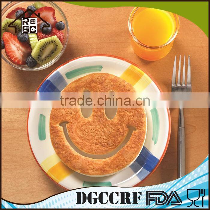 FDA Approved Silicone Egg Pancake Ring,Smile Shape Silicone Fried Egg Mold