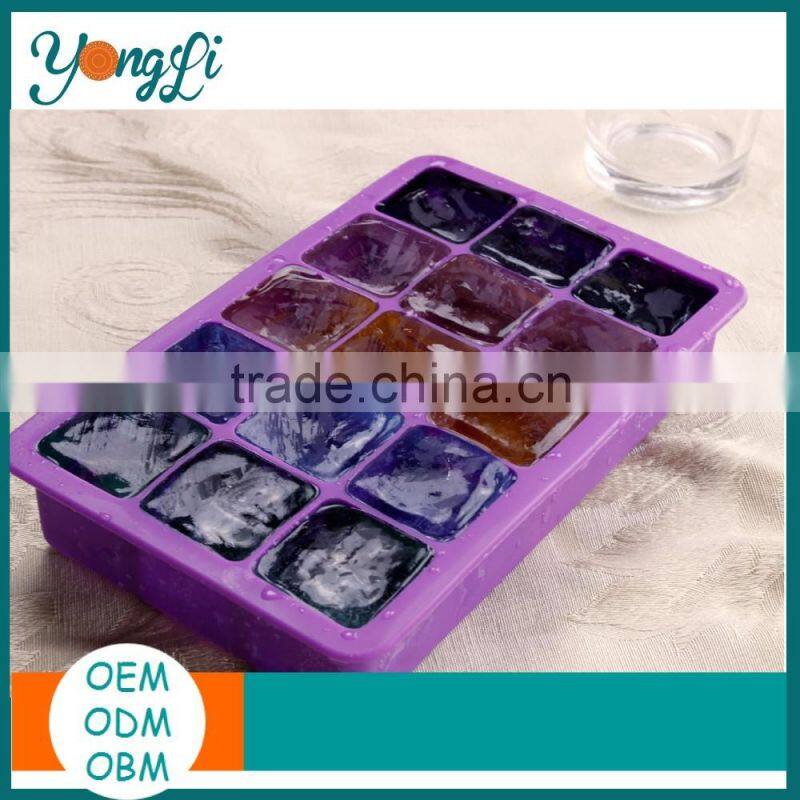 Newest Wholesale Eco-Friendly Maple Leaf Shape Ice Cube Tray