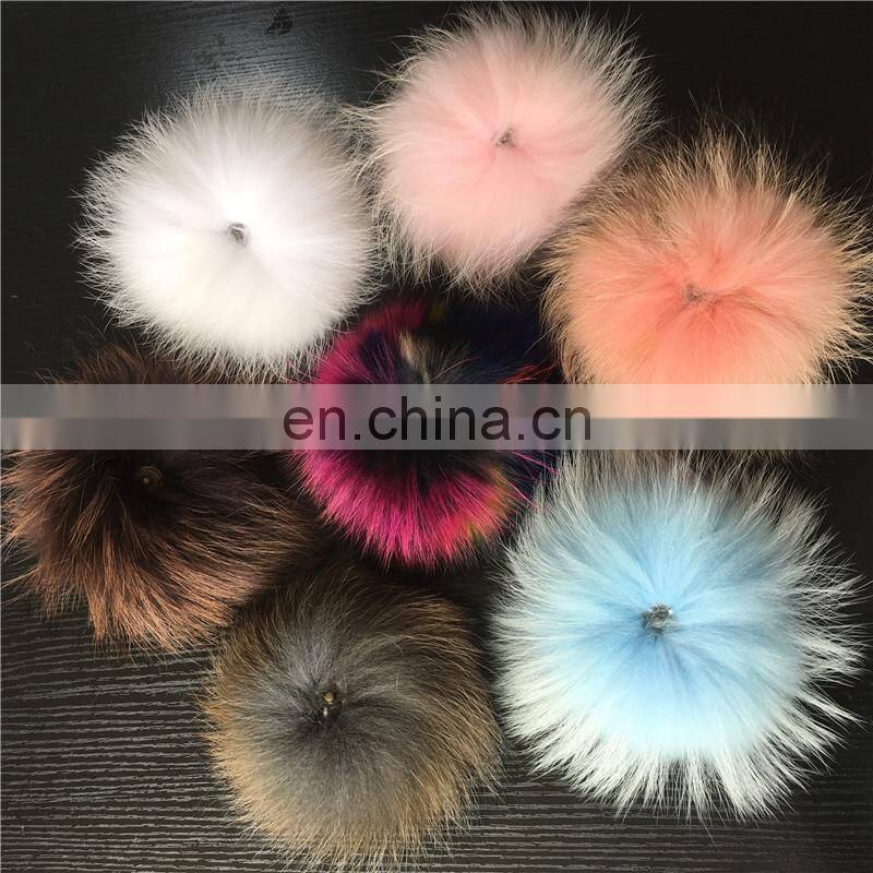 Fashion Top Quality Fluffy Pompoms Real Raccoon Fur Pom Poms Black Tips