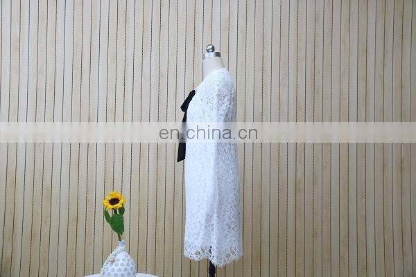 The new Lady's long-sleeve elegant lace dress