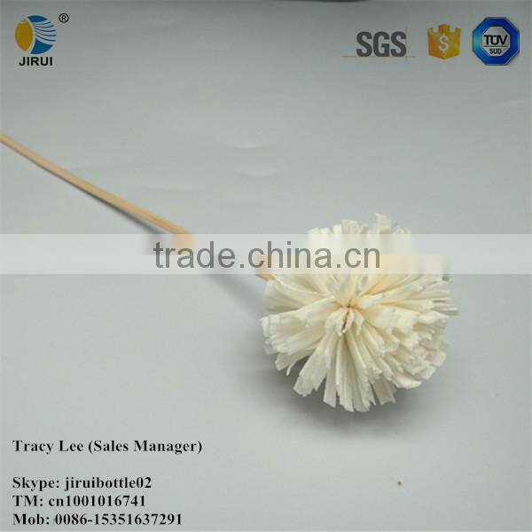 White color flower diffuser used for decorating diffuser bottle
