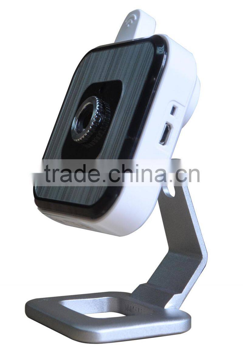New Promotion Mini Portable Wireless IP camera with P2P/Wifi