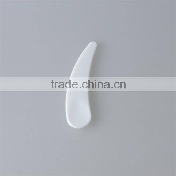 Free sample eye cream plastic cosmetic spoon