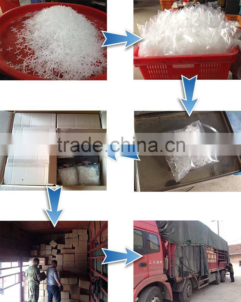 Plastic medium tile leveling system