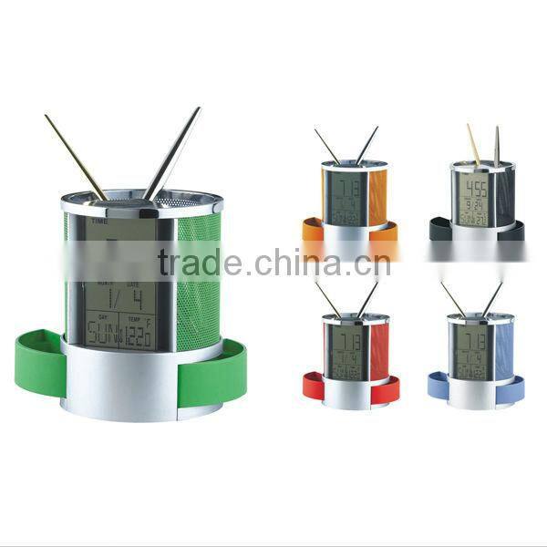 Tulip shape plastic pen holder