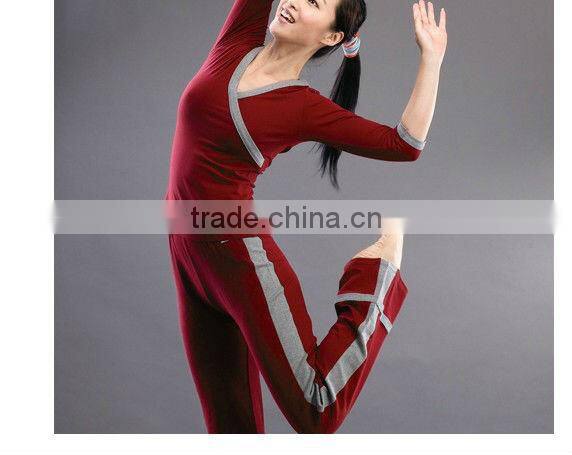 Long sleeve contrast V collar gym wear