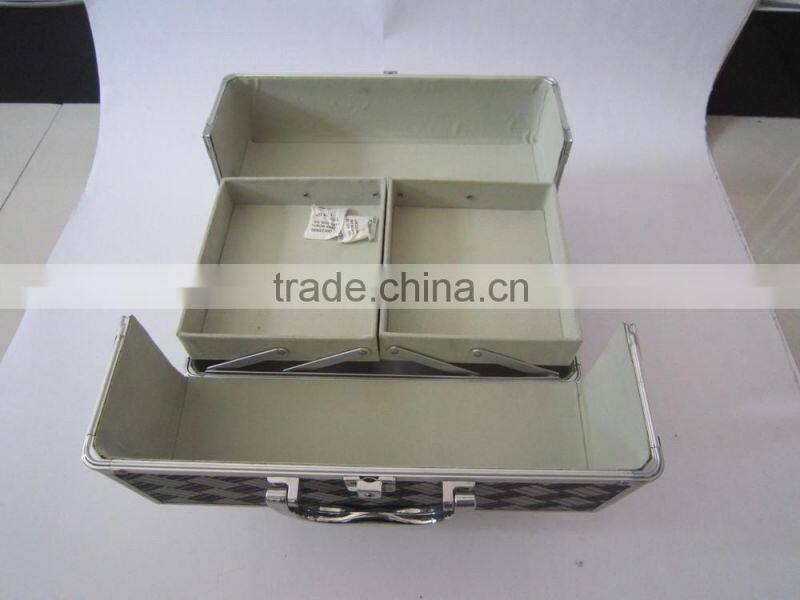 Colorful small carrying professional aluminum empty makeup case