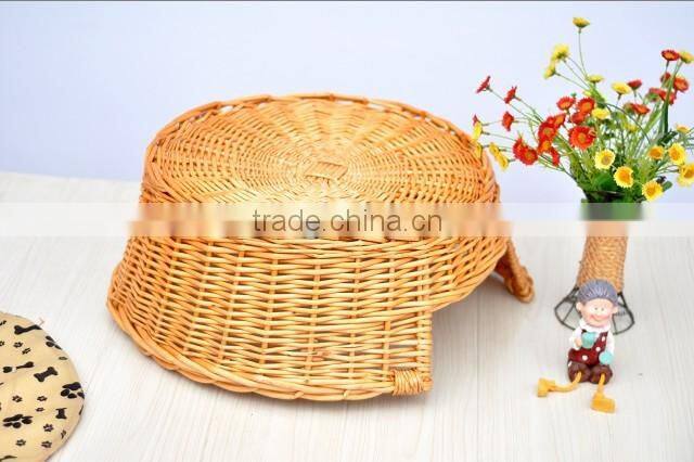 Wholesale custom cheap comfortable fabric sponge cushion rattan handmade cat dog basket
