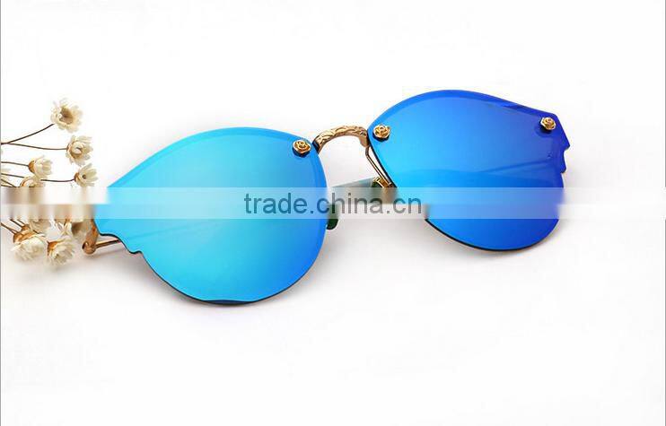 New Luxury Harajuku Round sunglasses Color Film Eyes And Tide Restoring Ancient Ways Dazzle Colour Round Frame Sunglasses