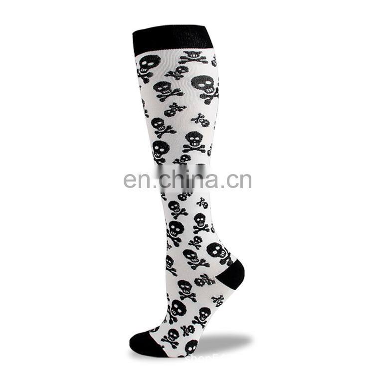Novelty 20-30 mmhg Skeleton Bats Women Men Stocking Pumpkin Alien ET Mummy Pattern Jacquard Spooky Halloween Compression Socks