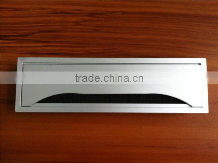 BW-T640A Office Furniture Wire Box For Table Top/Cable Management Cubby With Brush