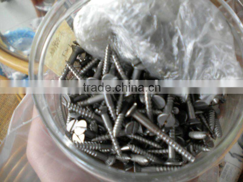 slotted countersunk head wood screw