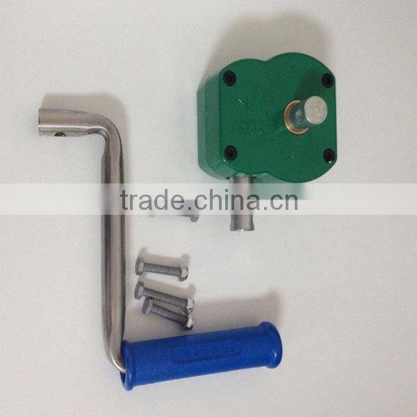 greenhouse manual side roll up ventilation