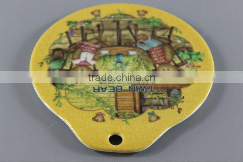 2014 new design melamine table mat with one handle