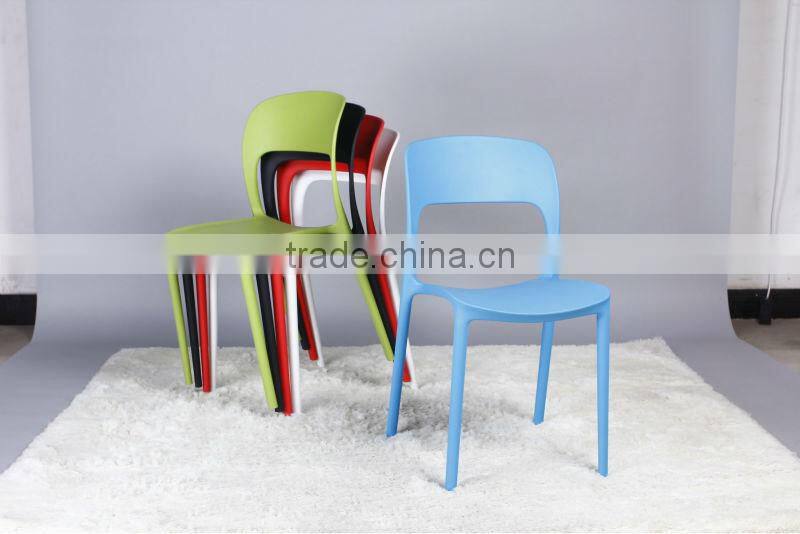 new design padded stackable bright colored outdoor plastic chairs