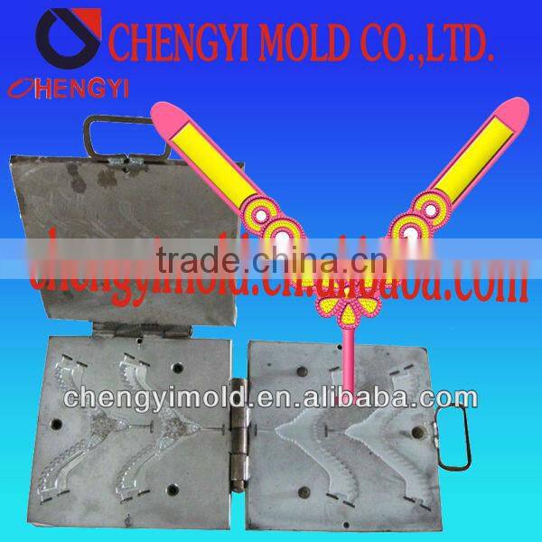 2013 new design pvc strap for upper mold