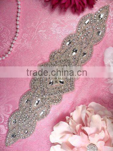 Bridal beaded rhinestone appliques to sew for wedding dresses and iron on rhinestones appliques wholesale