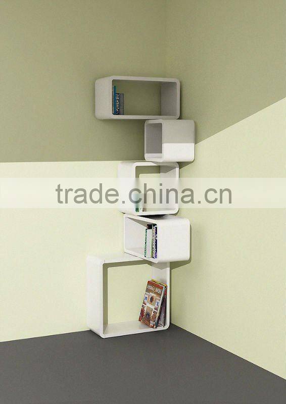 Design wall hanging cubes