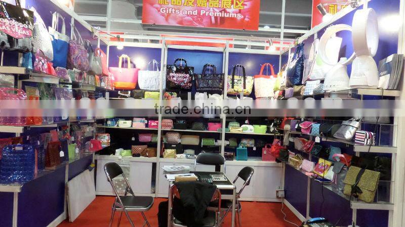 white frosted pvc cosmetic bag with zipper