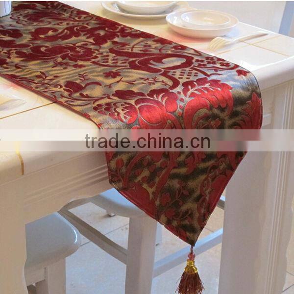 Customized High Quality Table Runner for Round Tables
