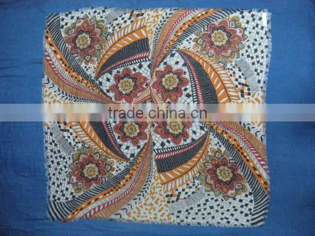 New Beautiful Flower With Dot Print Wool Shawls&scarfs/Fashion 2013