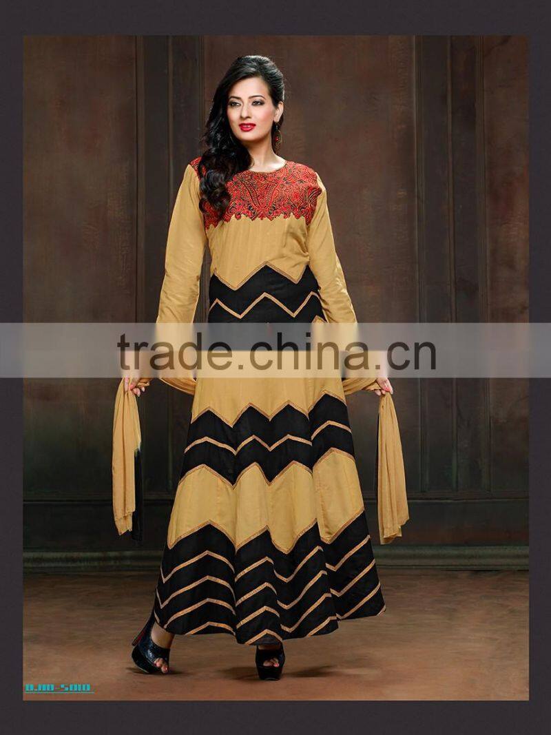 Designer Salwar Kameez for Ladies