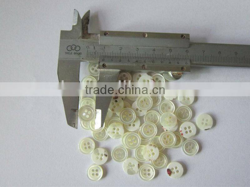 bleached 4 holes white trocas shell buttons with rim