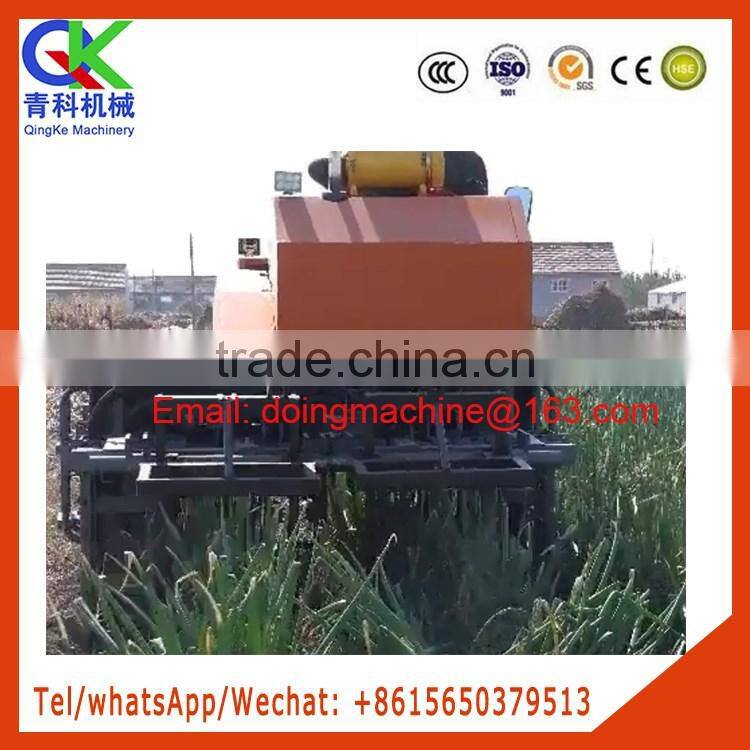 track Crawler mounted shallot combine harvesting equipment