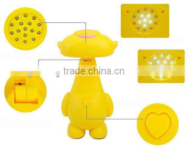 Supply fashion cartoon charging pig model table lamp