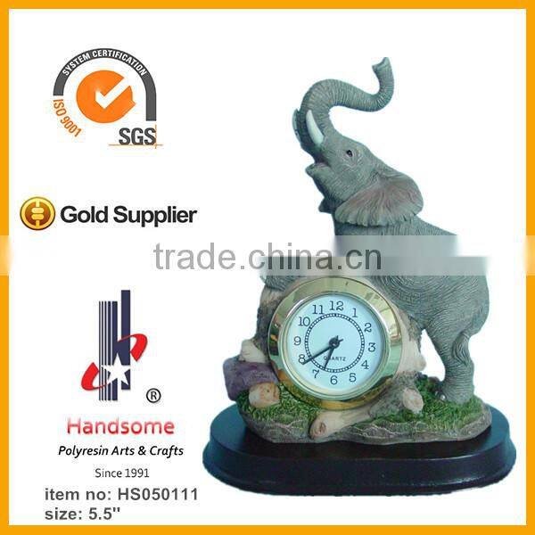 19'' polyresin christian jesus statue wall clock