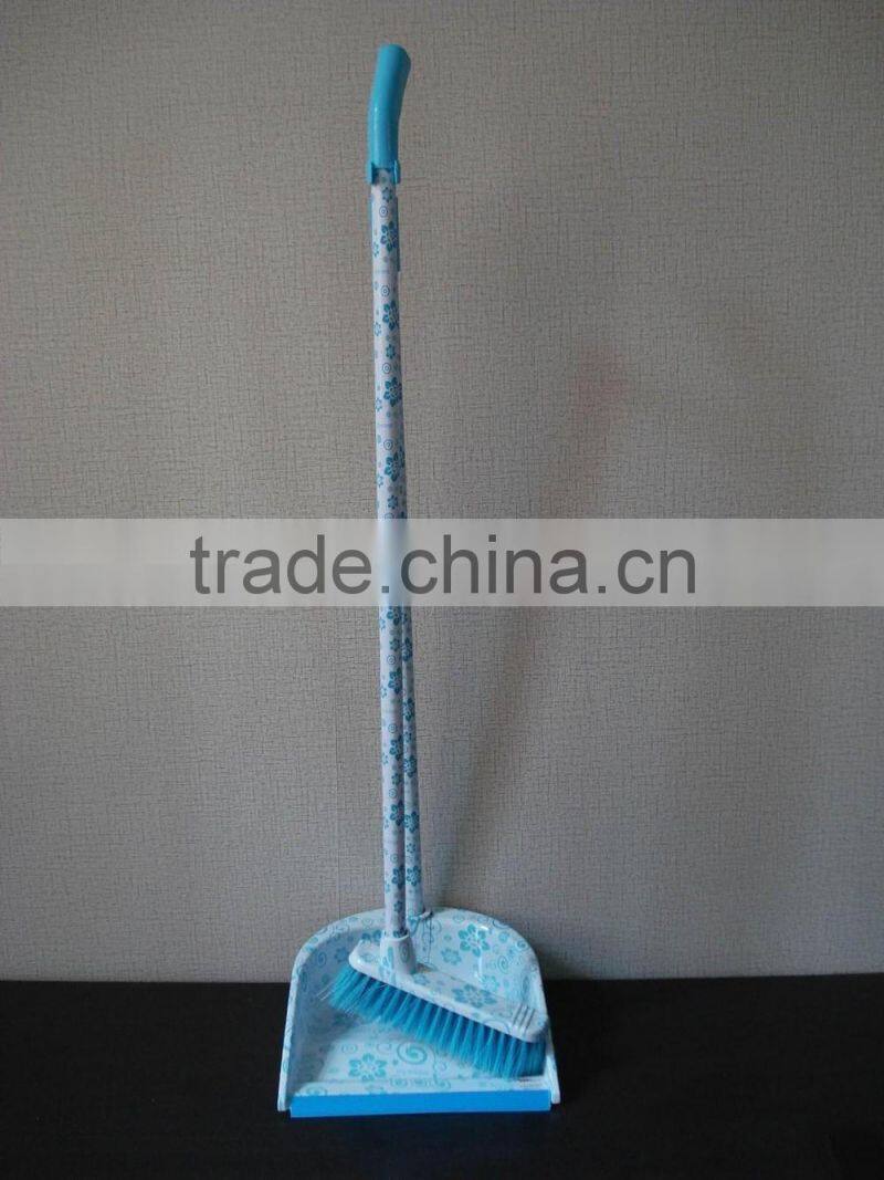 high quality household cleaning printing plastic dustpan with long handle