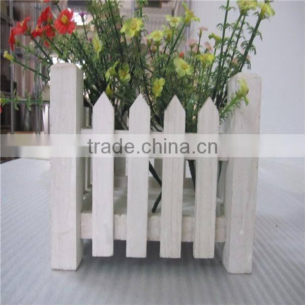 cheap wooden wedding decoration small garden fence
